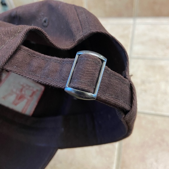 Distressed Long Run Ranch Brown Strap Back Baseball Hat Women’s OS Equestrian - Picture 5 of 8